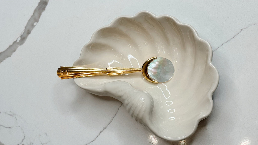 How to serve caviar?